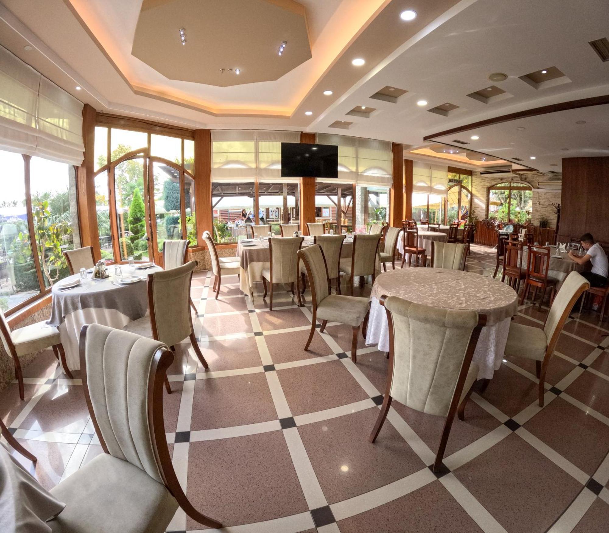 Buna Park Hotel Шкодер Экстерьер фото