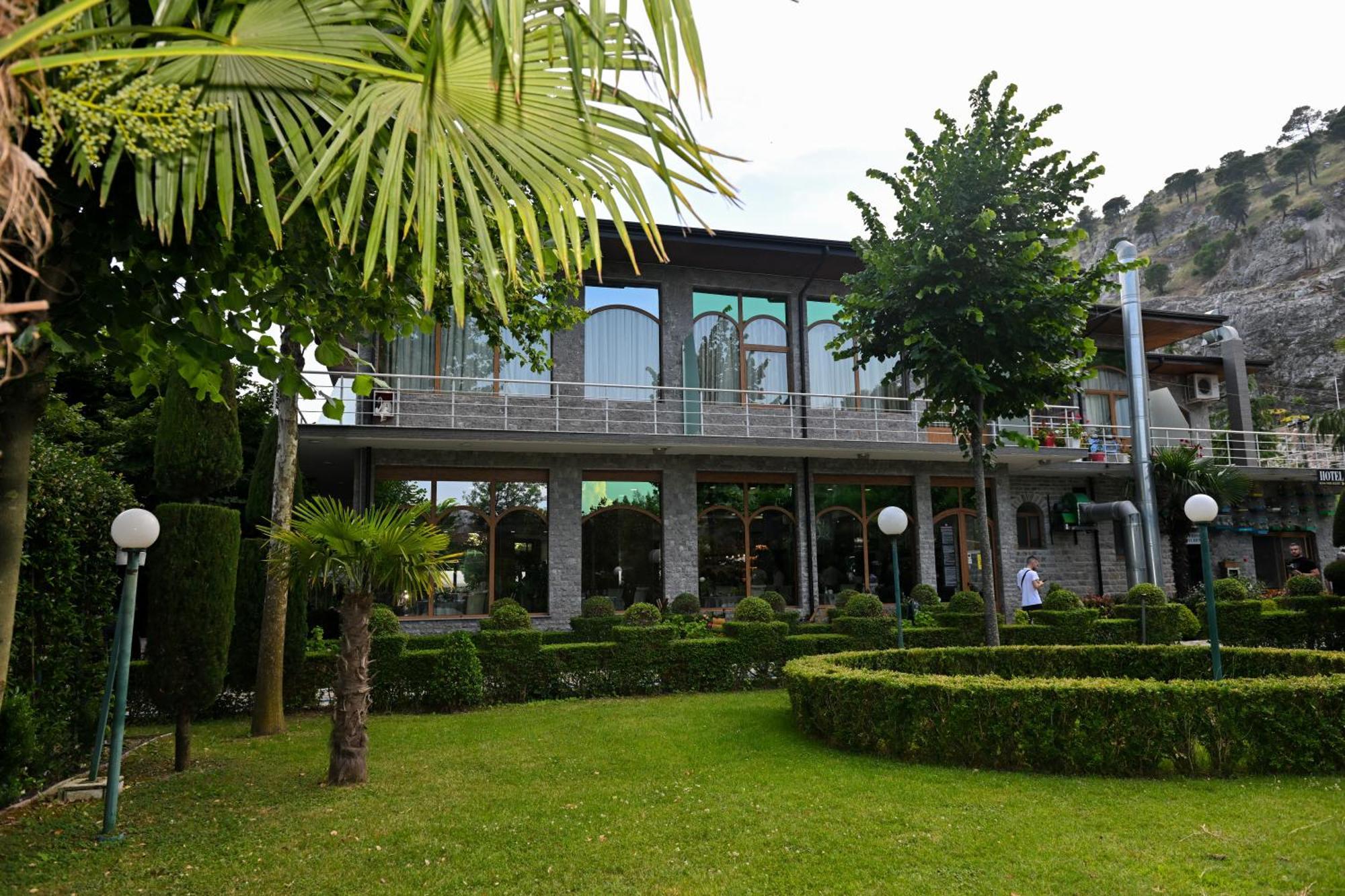 Buna Park Hotel Шкодер Экстерьер фото